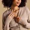 Fossil Women’s Gold-Tone Stainless Steel Pendant Chain Necklace for Women(Gold/Pearl Layer)